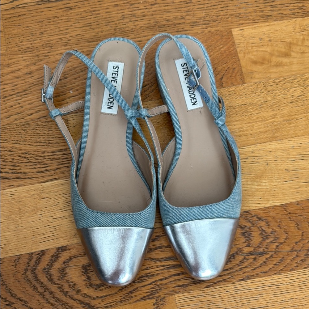 Steve Madden Silver and denim Blue Flats with Metallic Toe Cap